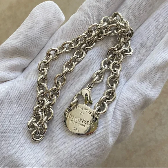 Tiffany & Co. Return to Tiffany Oval Tag Choker Necklace - Picture 1 of 6